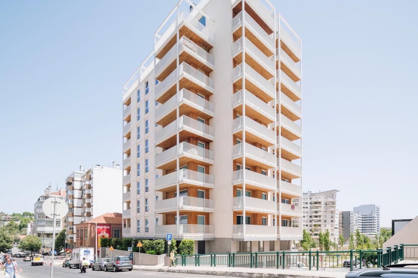 Terracina - 2 Bedrooms And Terrace In Campolide Lissabon